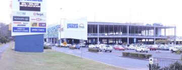 Mga hotel malapit sa Park Beach Plaza