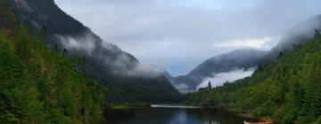 Hótel nærri kennileitinu Parc National des Hautes-Gorges-de-la-Rivière-Malbaie-þjóðgarðurinn