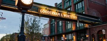 Hotels near The Distillery District