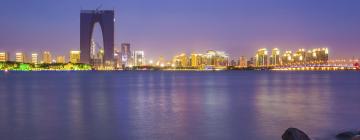 Hotels near Jinji Lake