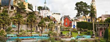 Portmeirion – hotely v okolí