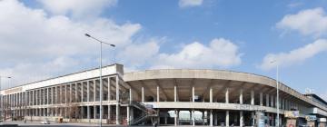 Strahov-stadion – hotellit lähistöllä