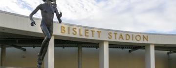 Stadion Bislett – hotely poblíž