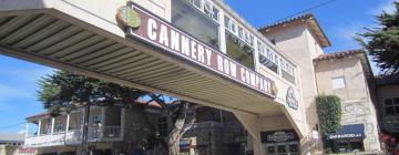 Cannery Row – hotely poblíž