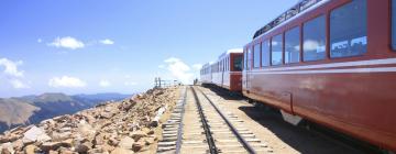 Hotele w pobliżu miejsca Stacja kolejowa Pikes Peak Cog Railway.