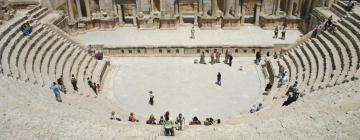 Teatro Romano: hotel