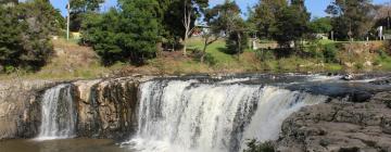 Cascate di Haruru: hotel