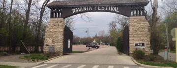 Hotels near Ravinia Festival