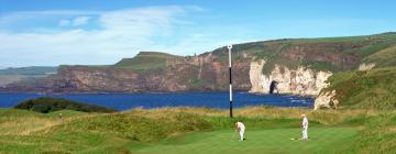 Royal Portrush Golf Kulübü yakınındaki oteller