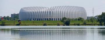 札格瑞布體育館（Zagreb Arena）附近的飯店