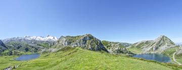 Hotelek a Covadonga-tavak közelében