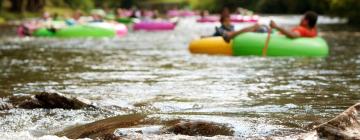 Hoteles cerca de Tubing en el Río Comal