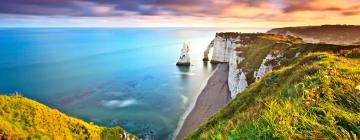 Hotels near Etretat's Cliff