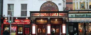 Hotellid huviväärsuse Olympia teater lähedal