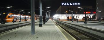 מלונות ליד תחנת הרכבת טאלין