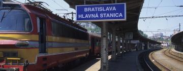Bratislavská hlavná stanica – hotely v okolí
