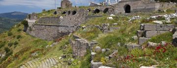 Hotelek Pergamon Amphitheater, tr közelében