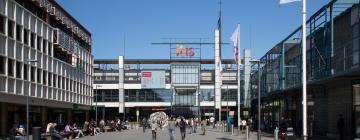 Hotels near Itis Shopping Centre