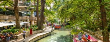 Hotels a prop de River Walk de San Antonio