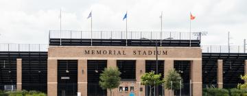 Memorial Stadium: hotel