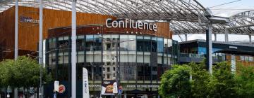 Hoteles cerca de Confluence