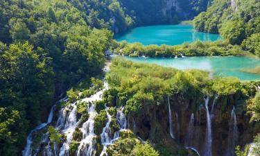 Hotelek a Plitvicei-tavak Nemzeti Park - a -es bejárat közelében