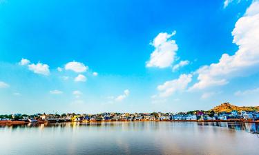 Hotels near Pushkar Lake