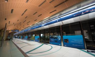 Sharaf DG:n metroasema – hotellit lähistöllä