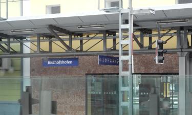 Hotels near Bischofshofen Train Station