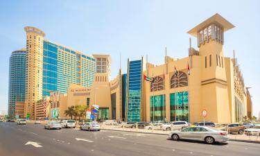 Hotelek az Al Wahda Mall bevásárlóközpont közelében