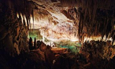 Hotel berdekatan dengan La Gruta de las Maravillas