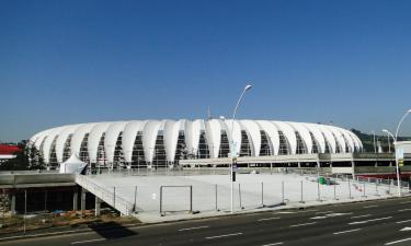 ベイラ・リオ・スタジアム周辺のホテル