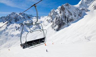 Hotel berdekatan dengan Ax-3 Domaines Ski Lift