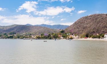 โรงแรมใกล้ทะเลสาบ Chapala Lake