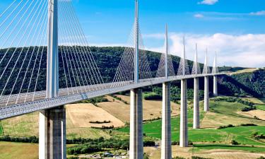 Hotels near Millau Bridge