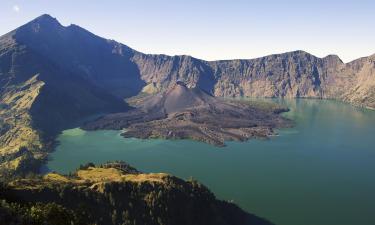 Vrch  Rinjani – hotely v okolí