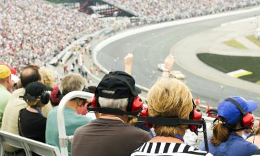 Viesnīcas netālu no apskates objekta autosacīkšu trase Dover International Speedway