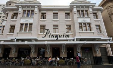 Hoteles cerca de Cervecería Pinguim