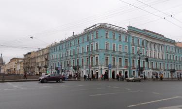 Hotels near Nevsky Prospekt Metro Station