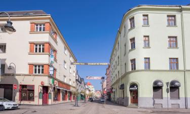 Hotellid huviväärsuse Stodolní tänav lähedal