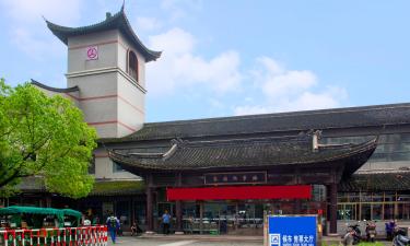 Wuzhen Bus Station: viešbučiai netoliese