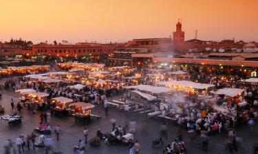 Djemaa el-Fna -aukio – hotellit lähistöllä