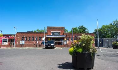 Hoteles cerca de Estación de tren Worcester Park