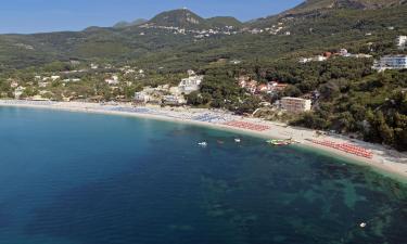 Hotels near Valtos beach