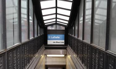 LaSalle "L" Station (Blue Line) – hotely v okolí