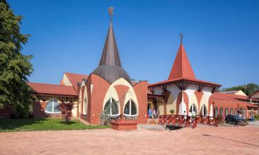 Hoteles cerca de Spa Thermal Corvinus de Velky Meder