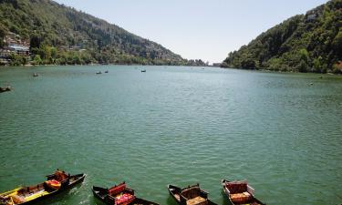 Hotels near Naini Lake