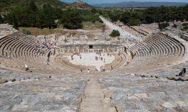 Hotel berdekatan dengan Teater Besar Ephesus