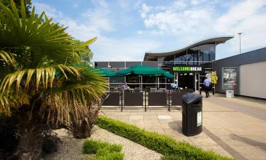 London Gateway Services M1: hotel