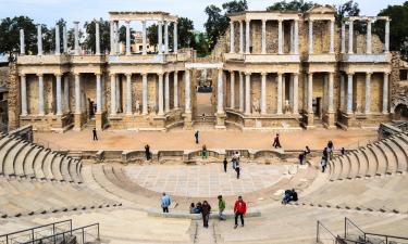 Hotels a prop de Teatre i amfiteatre romà